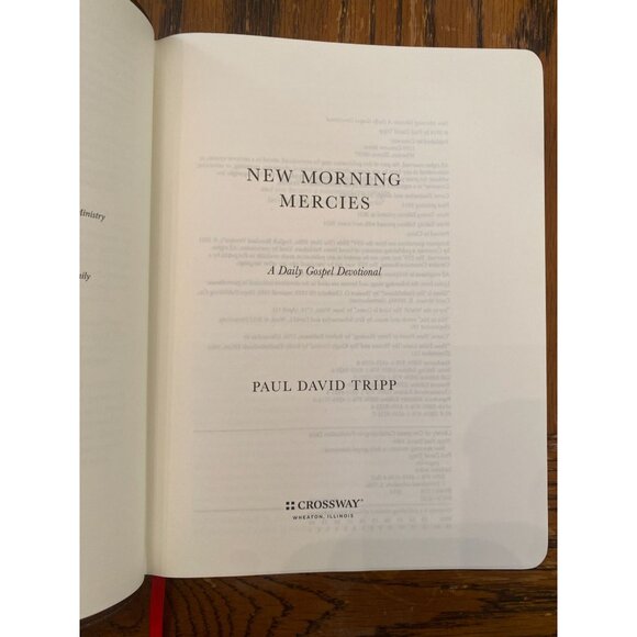 New Morning Mercies Daily Gospel Devotional By Paul David Tripp Faux Leather Cov - Picture 3 of 4